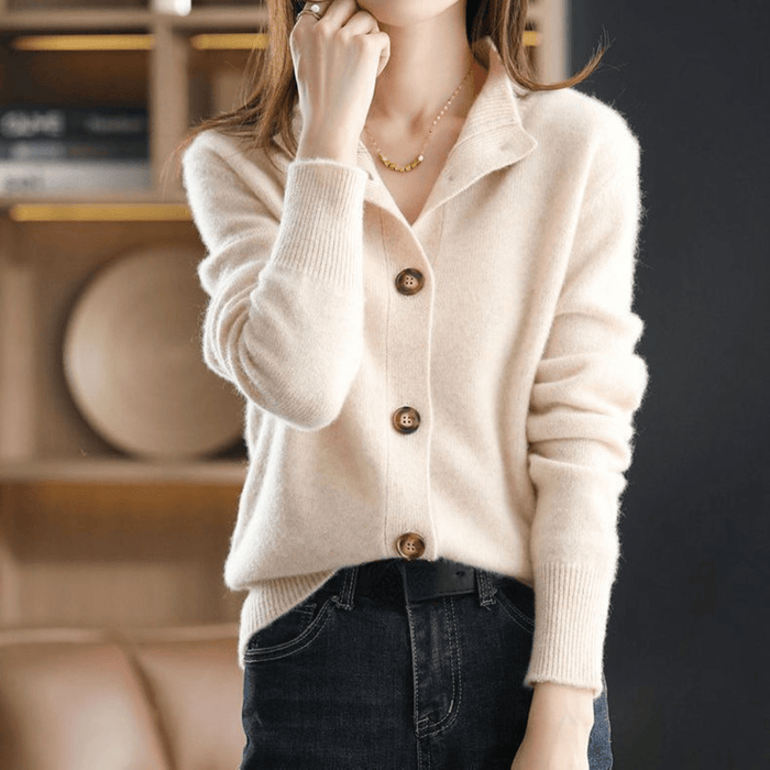 Bella™ | Cozy Button-Up Cardigan