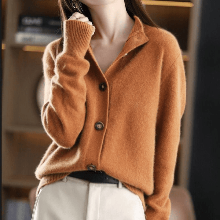 Bella™ | Cozy Button-Up Cardigan