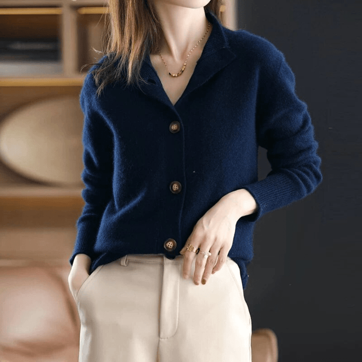 Bella™ | Cozy Button-Up Cardigan